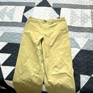 Nike SB Skateboard Chinos